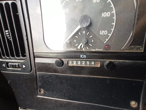 Volvo Vm 260 Cabinado Na Carroceria Ano 2011 232 Mil De Km