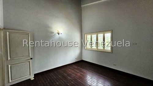 Casa En Venta En Prados Del Este 25-7195 Ab