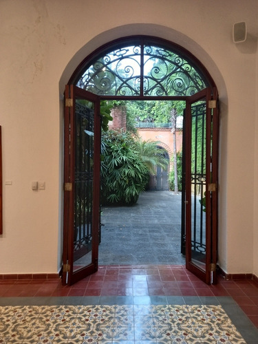 Imagen 5 de 5 de Puertas Polimetal Y Correderas
