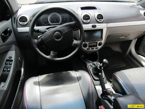 Chevrolet Optra 1.6 Advance