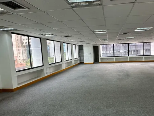 Oficina En Arriendo En El Poblado. Cod A775949