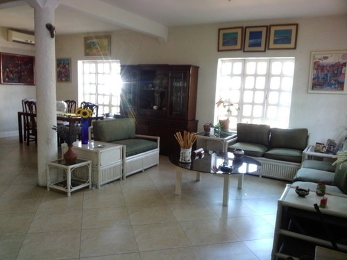 Imagen 4 de 10 de Twohouse A La Venta En Lechería