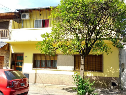Imagen 1 de 30 de Munro - Chalet De 7 Amb En 2 Plantas Con Excelente Ubicación!!