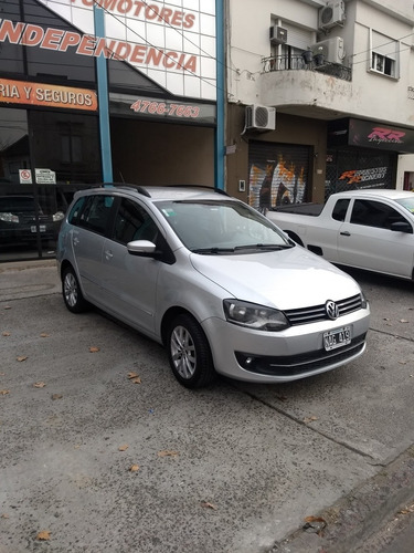 Volkswagen Suran 1.6 Highline 101cv 11c 2013