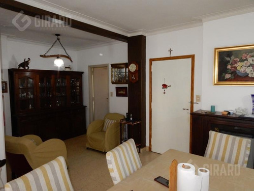Imagen 13 de 27 de Venta, Semipiso De 4 Amb. Zona Centro.