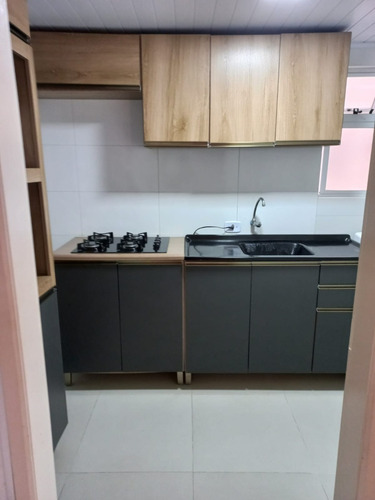 Apartamento No Campo Comprido - 2 Quartos - Próximo A Universidade Positivo