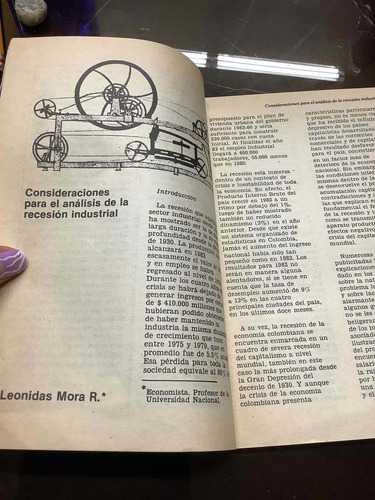 Imagen 3 de 5 de Documentos Políticos - Revista Del Partido Comunista - Poli