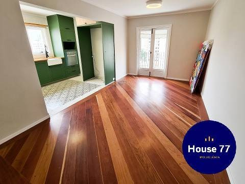 Imagem 2 de 15 de Apartamento Duplex Reformado Em Moema Com 83 Metros - 62031474