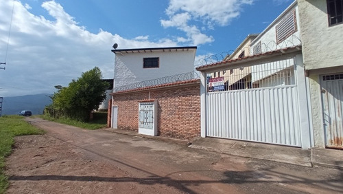 Imagen 1 de 16 de Casa En Venta En Cordero, San Cristobal