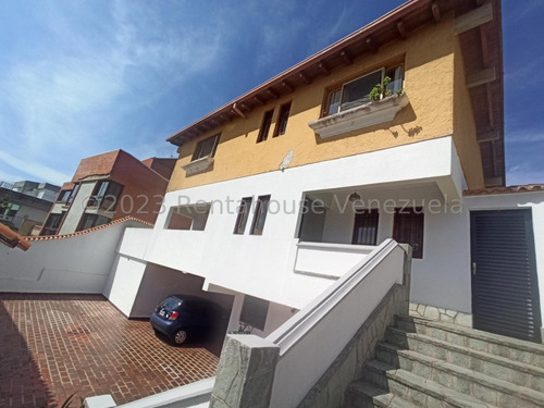 Imagen 15 de 16 de Excelente Y Agradable Casa En Venta Los Samanes, Caracas Calle Cerrada Con Acceso Controlado 23-26542