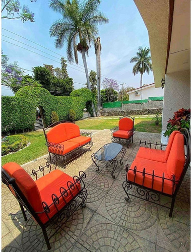 Casa En Renta Lomas De Cocoyoc (kiosko)