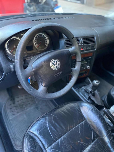 Volkswagen Bora 1.8 T Highline Cu 2006