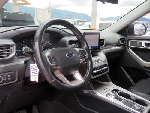Ford Explorer Xlt 2.3 4x4 7 Pasajeros 2020 Jmz406