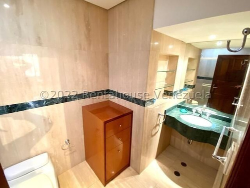 Pent House En Venta, En Santa Rosa De Lima, Mls #24-22244