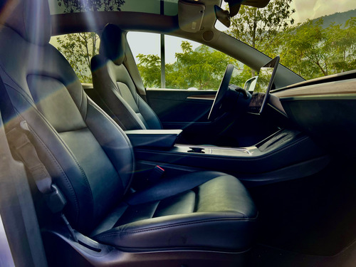 Tesla Model Y Performance Dual Motor