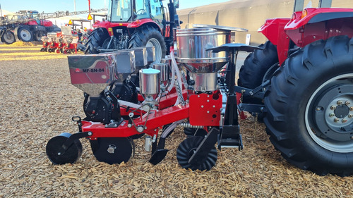 Sembradora Neumática 4 Surcos Massey Ferguson Con Accesorios