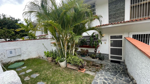 En Venta Casa Tipo Th Los Naranjos Del Cafetal Financiable