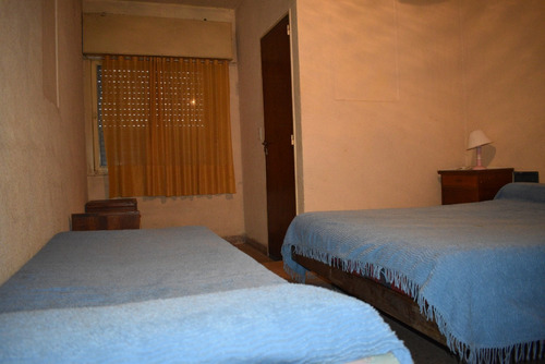 Imagen 6 de 14 de Hotel 15 Habitaciones Sobre Ruta 8 - Km. 143