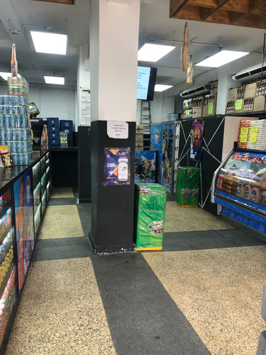 Jc. Licorería En Venta Totalmente Operativa / Ubicación Estratégica. Av. Sucre. Catia.