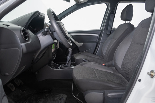 Imagen 13 de 14 de Renault Oroch Outsider