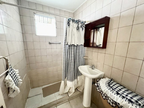 Arriendo Casa Maipu/ Metro Santiago Bueras