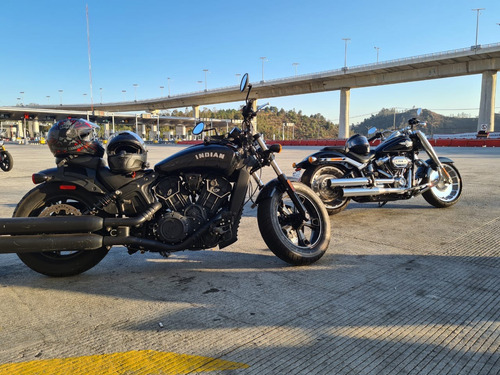 Indian Scout Bobber Sixty Negra