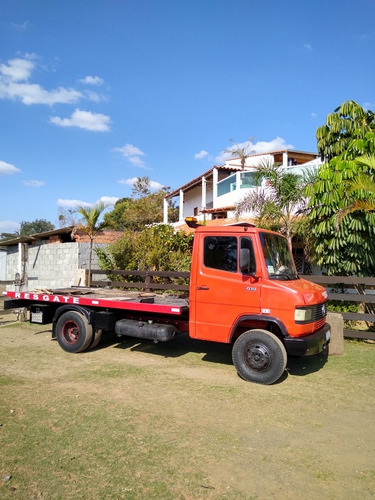 Guincho Plataforma Mercedes 709