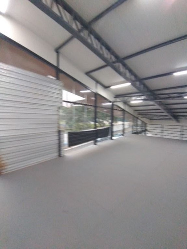 Imagem 14 de 19 de Loja Para Venda Ou Locação! - Lo0028
