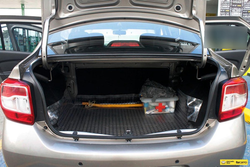 Renault Logan 1.6 Authentique