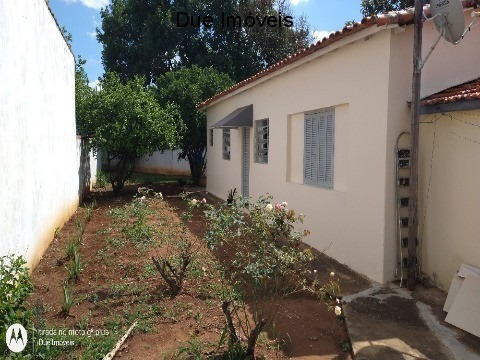 Imagem 15 de 22 de Casa Em Excelente Ponto Comercial Para Clinicas Ou Escritórios Em Indaiatuba, Amplo Terreno Com Área Para Estacionamento. - Ca02114 - 68878842