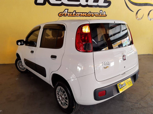 Fiat Uno 1.0 Evo Vivace 8v Flex 4p Manual