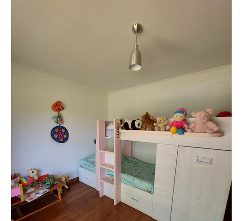 Acogedora Casa Estilo Chilena En Condominio