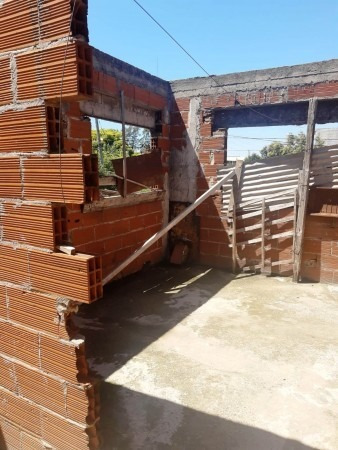 Imagen 7 de 11 de Lote Con Importante Mejoras