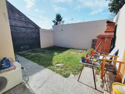 Venta. Hermoso Ph 3 Amb Pa, Patio, Cochera Y Jardin