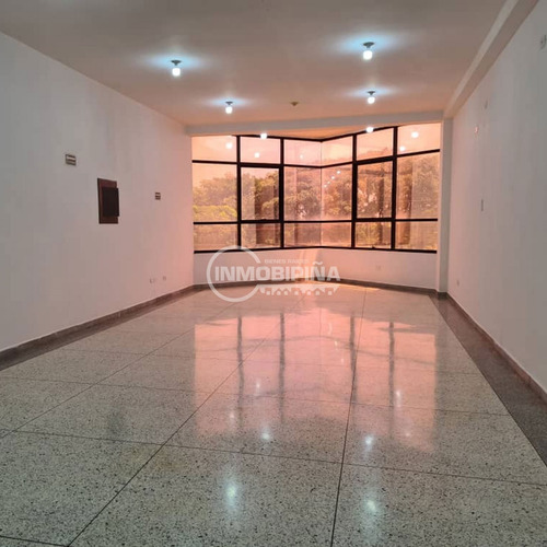 Imagen 1 de 5 de Local Comercial En Alquiler Puerto Ordaz - Sector Unare 2 Ma