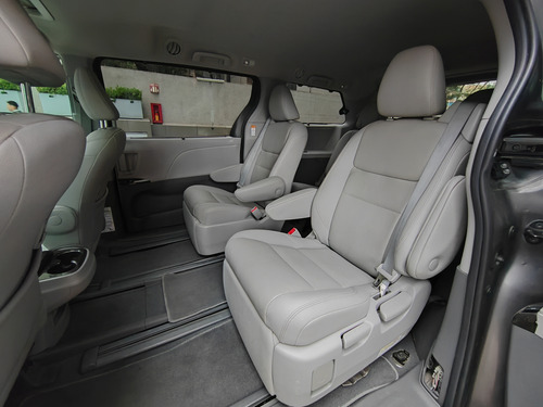 Toyota Sienna 3.5 Xle Piel At