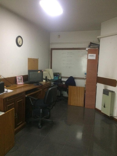 Imagen 8 de 14 de Oficina En Alquiler En Lanus Este