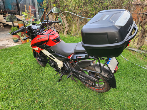 Bajaj Rouser Ns200