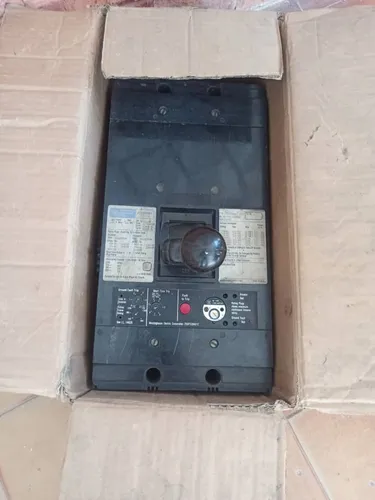 Breaker Eaton De 1200 Amp