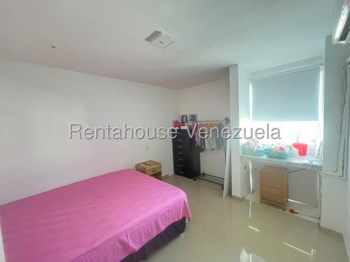 Valeria Chong Apartamento Venta Barquisimeto Lara Ciudad Roca Zona Este Conectado A Planta Electrica Residencial Economico Cocina Equipada Codigo Inmobiliaria Rent-a-house 25-24120