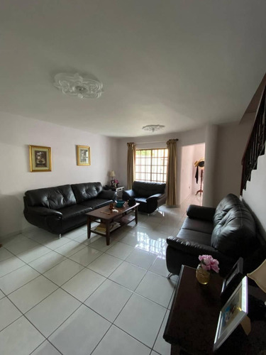 Renta Casa Amueblada Bugambilias