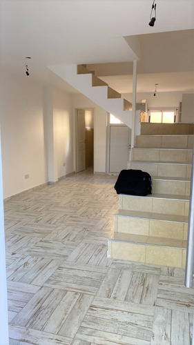 Imagen 3 de 20 de Venta - Duplex: 3 Amb. 83,60 M² - Dr. Ceraso Al 1100 - Saenz Peña