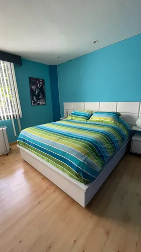 Casa En El Cafetal (5h/7b/4pe)