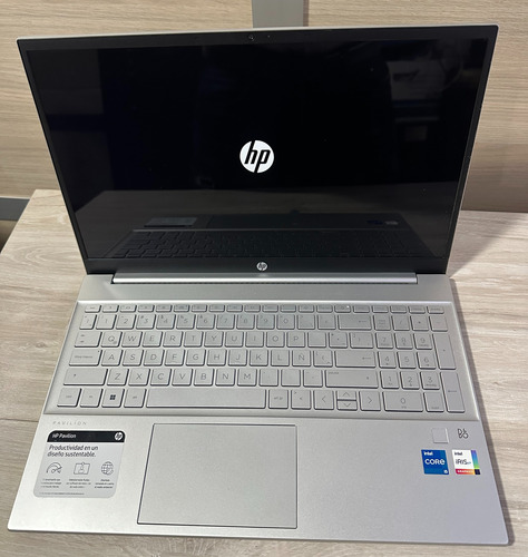 Hp Pavilion 15, Core I5 11gen, 8gb Ram, 512 Gb Solid, Huella