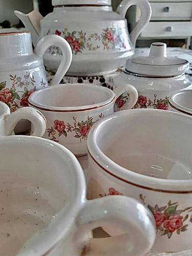 Imagen 10 de 10 de Antiguo Juego De Té De Cerámica Blanca