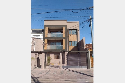 Imagen 1 de 11 de Departamento En Venta En Ramos Mejia