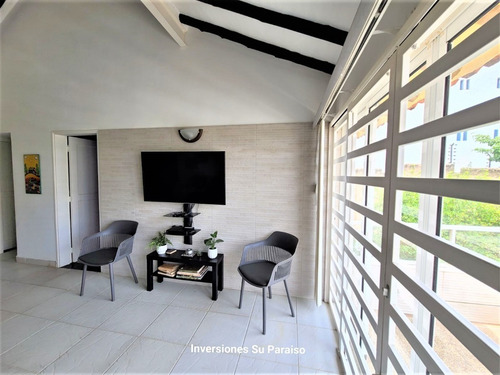 Imagen 5 de 29 de Precioso Y Acogedor Apartamento En Alquiler De Vacaciones Frente A La Playa Y A Pocos Pasos Del Club De Playa Del Hotel Tibisay Isla Margarita