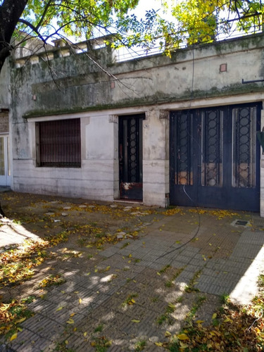 Imagen 12 de 15 de Casa En Banfield Oeste, Zonificación R2-1
