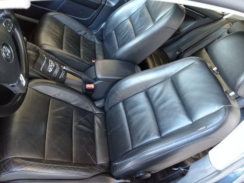 Volkswagen Vento 1.9 I Luxury Dsg 2010