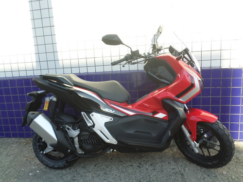 Imagem 2 de 7 de Honda Adv 150